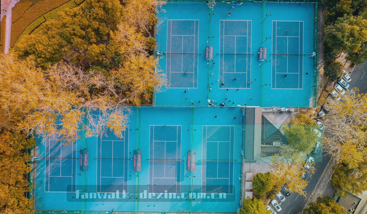 三组深色资源卡与文件图标悬浮在网格背景上